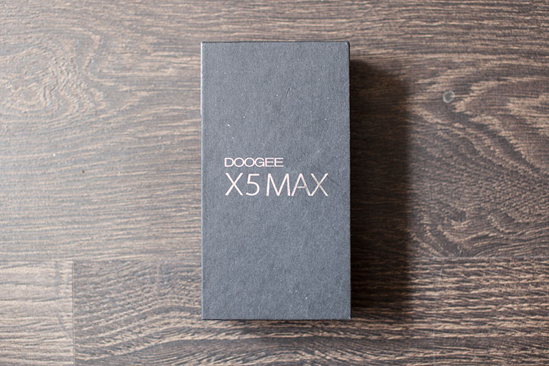 внешний вид коробки Doogee x5 max